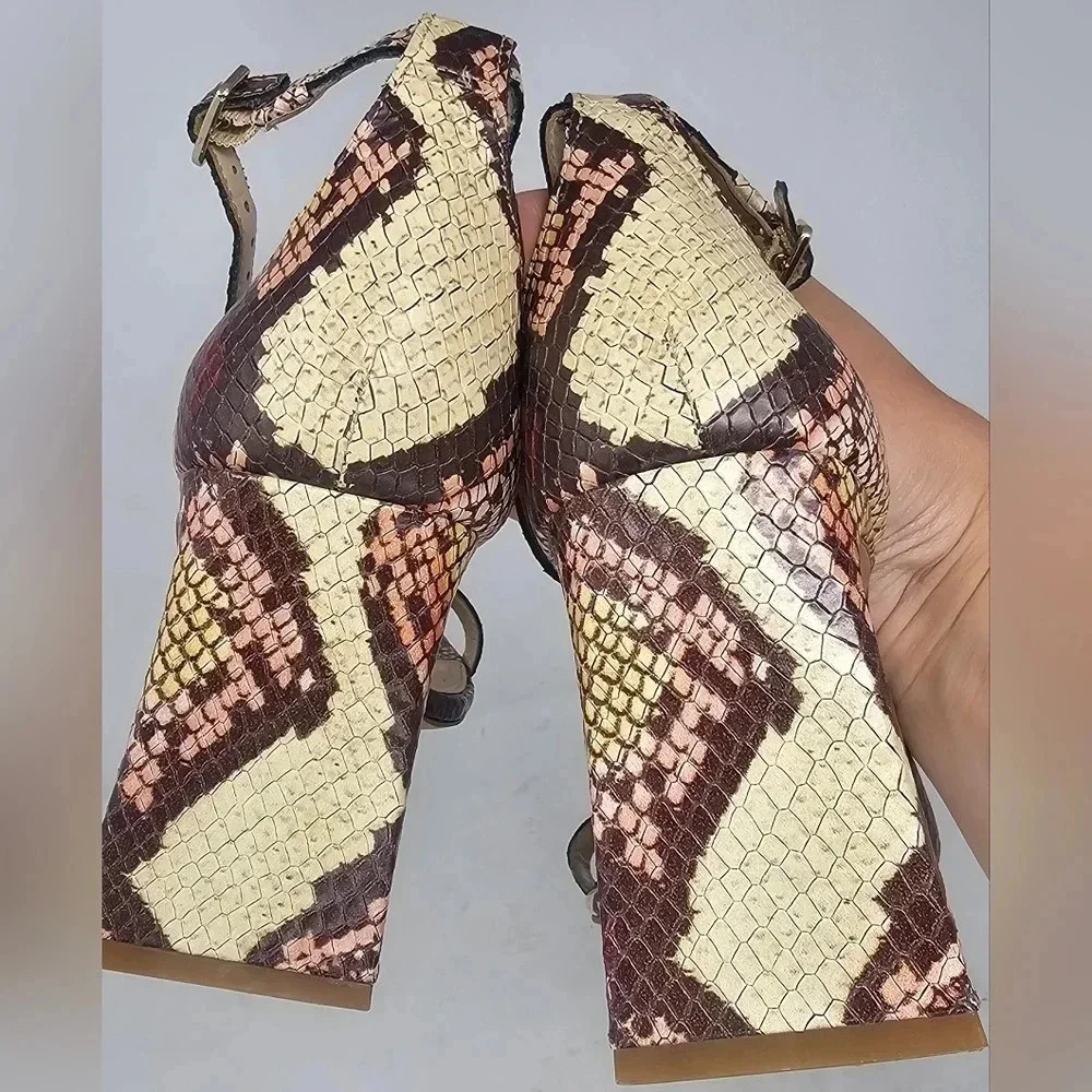 Vince Camuto Women's Madilin Platform Snake Print Leather Sandal Size 9